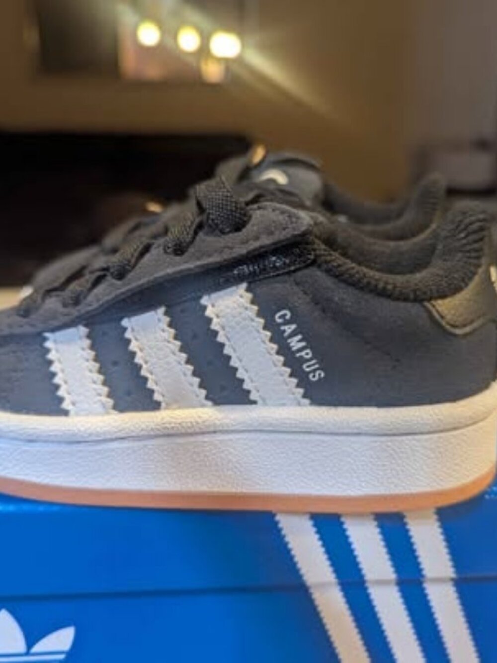 Tiny Adidas Campus size 6 children - New in Box